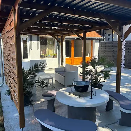 Jaki Apartment